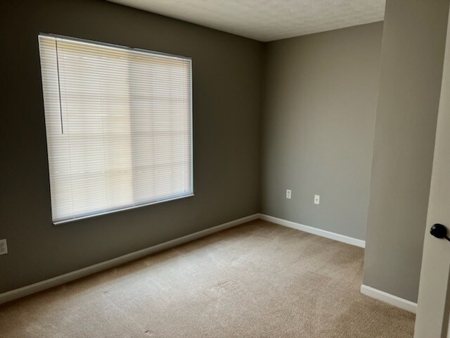 Bedroom - 600 Vincent Way