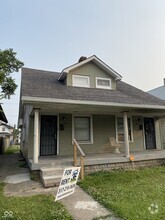 Building Photo - 2007 Westview Dr