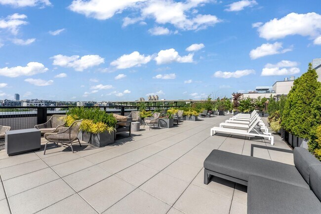 Foto del edificio - 255 BRUNSWICK St