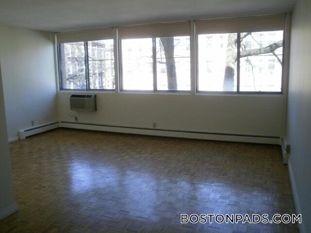 Foto del edificio - 1455 Commonwealth Ave