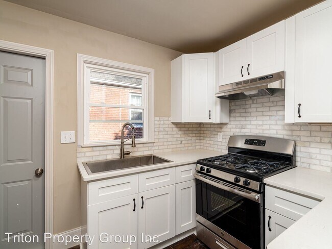Foto del edificio - 1 br, 1 bath House - 1354 Beecher St Unit B