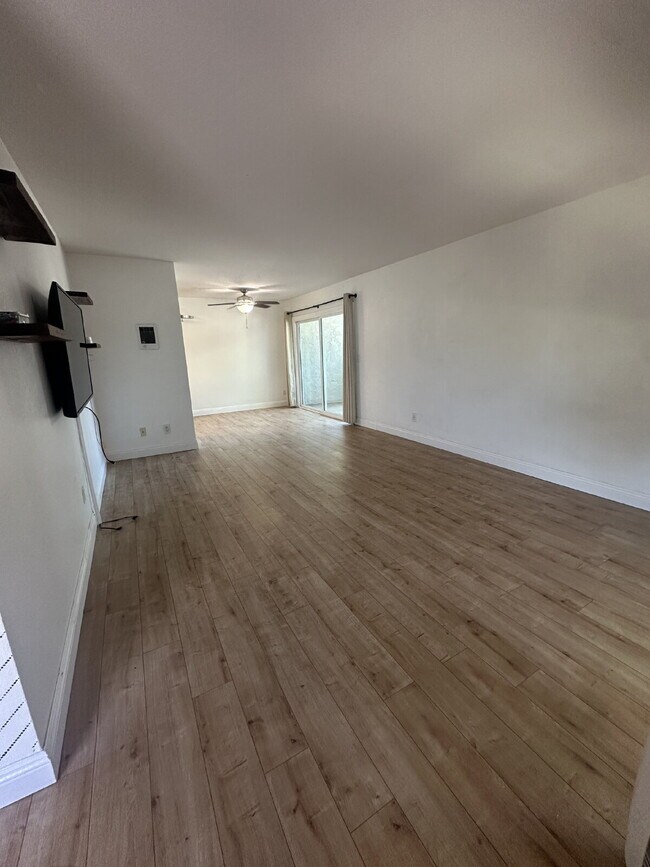 Building Photo - $3,095 - Bright 2BD/2BA Condo in the Heart of Normal Heights