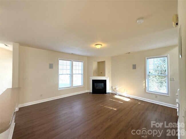 Foto del edificio - 10082 Paisley Dr