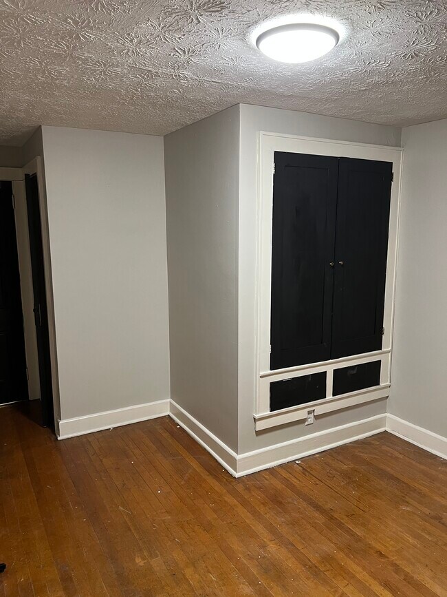 408 Chestnut St Unit 1, Berea, KY 40403 Apartments in Berea, KY