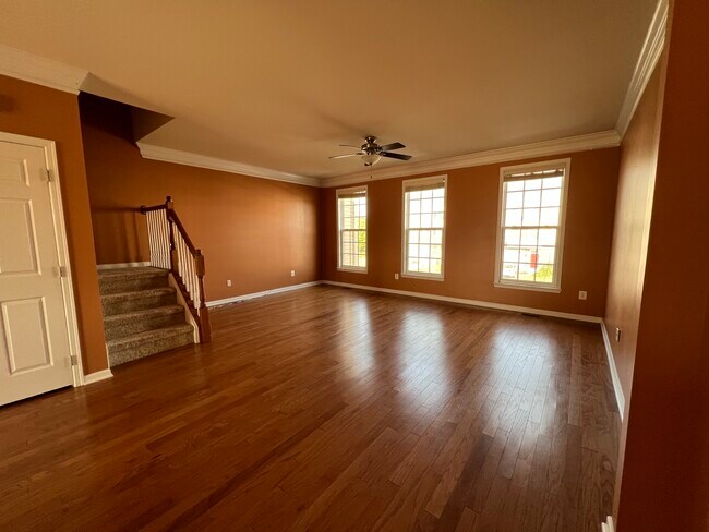 Building Photo - 408 Klee Dr