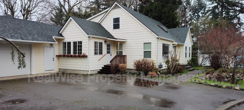 Primary Photo - 345 W Selmar Ct