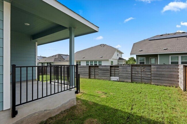 Building Photo - 300 Jeffers