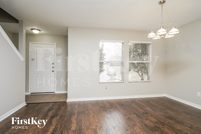 Foto del edificio - 2549 Barksdale Dr