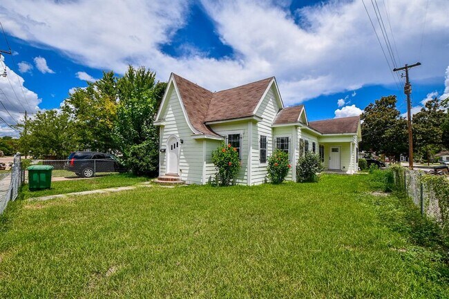 Foto del edificio - 3319 Holman St