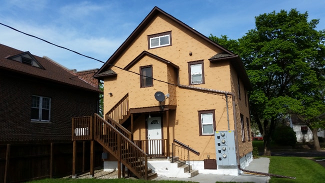 Building Photo - 410 3rd Ave S
