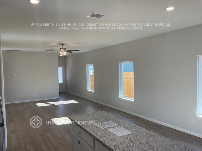 Building Photo - 8204 Burnt Orchid Dr