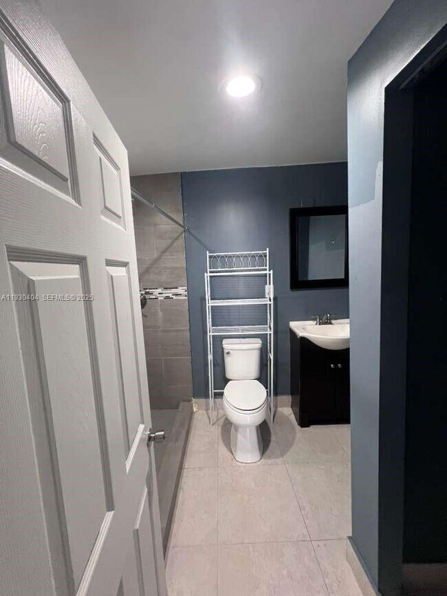 Foto del edificio - 3101 SW 14th St