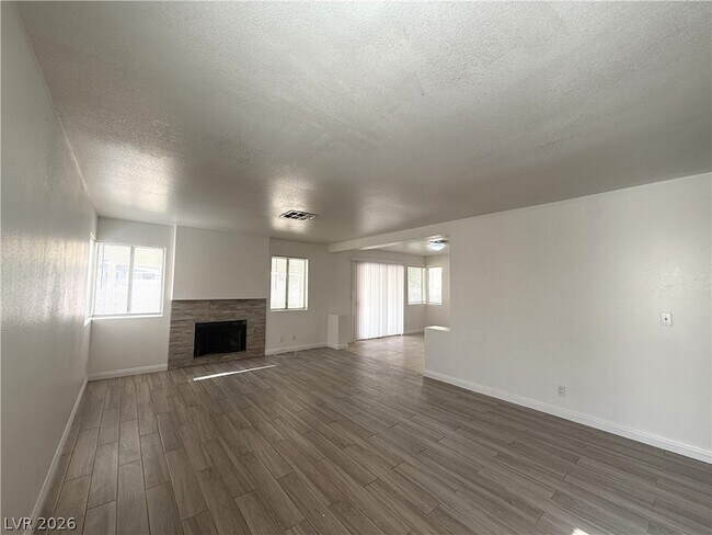 Foto del edificio - 4537 Fireside Ln