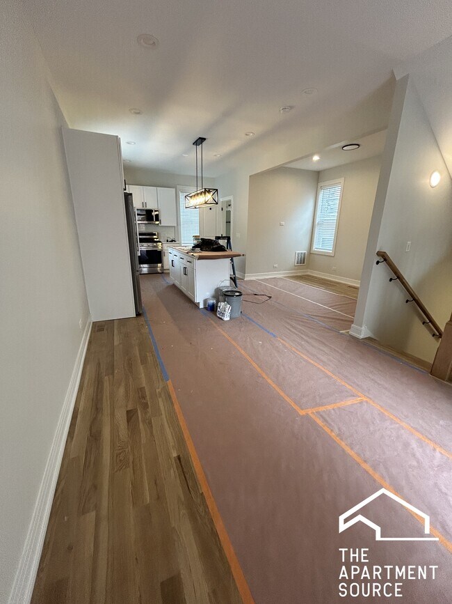 Foto del edificio - 858 N Paulina St