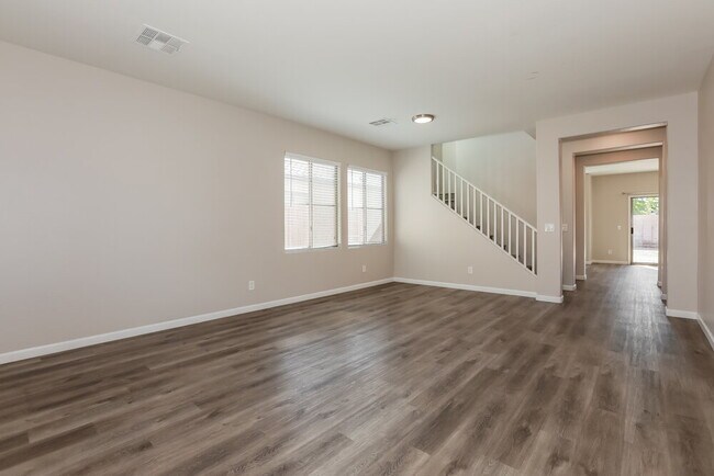 Foto del edificio - 4515 E Oxford Ln