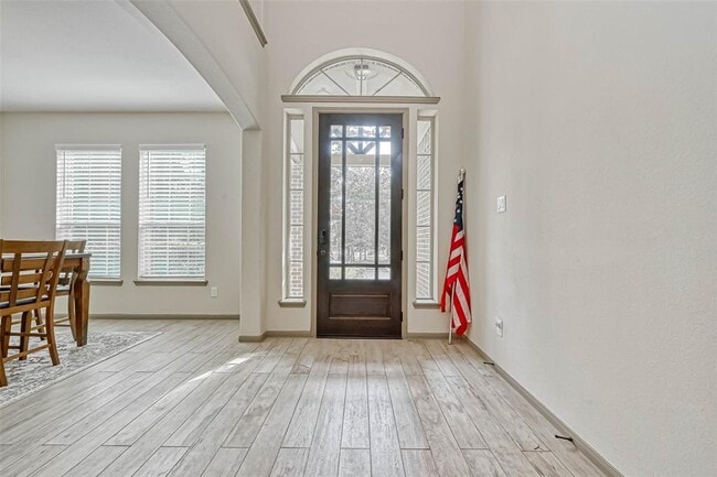 Building Photo - 127 Teralyn Grv Lp