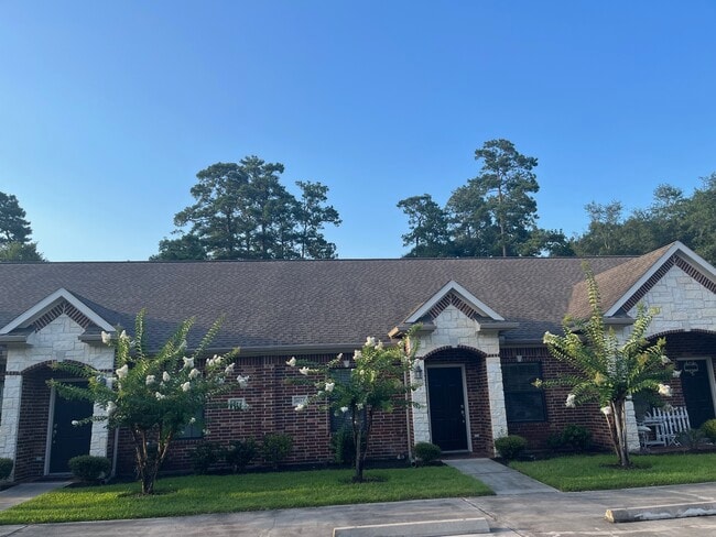 Front - 2603 Appian Way