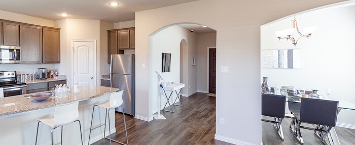 Foto del edificio - 320 Ginger Ave
