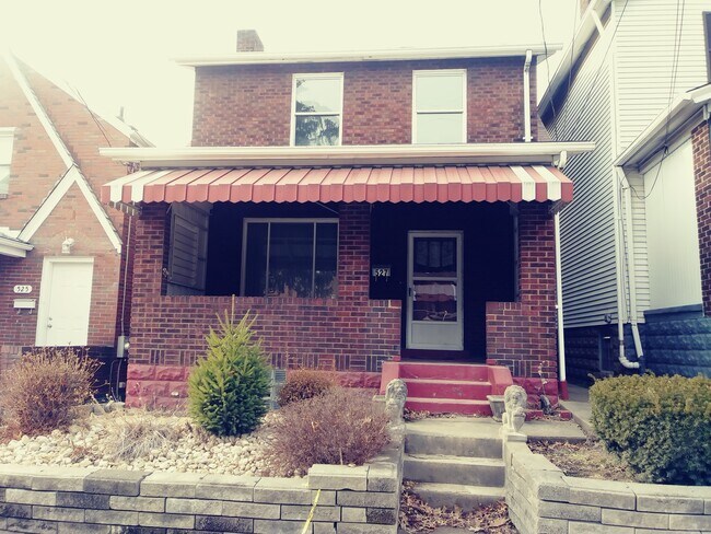 Front house - 527 Locust St