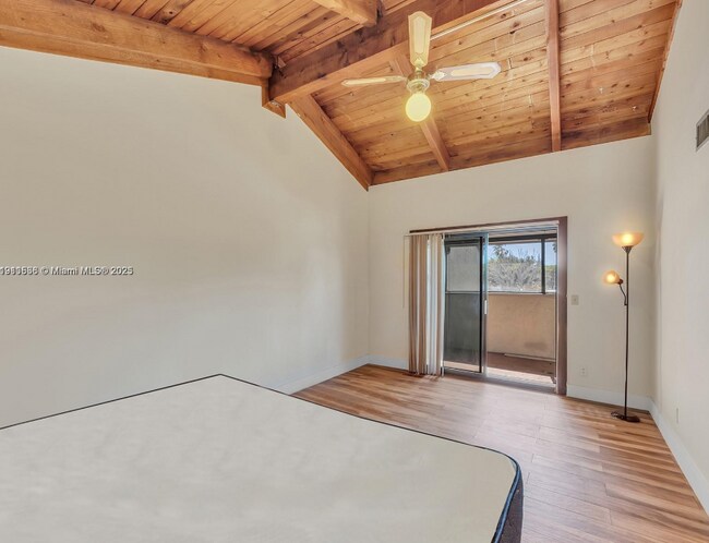 Foto del edificio - 2701 SW 58th Mnr