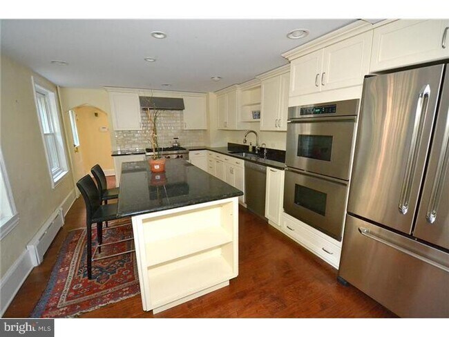 Foto del edificio - 753 S Warnock St
