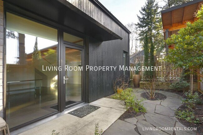 Foto del edificio - 4863 NE Going St