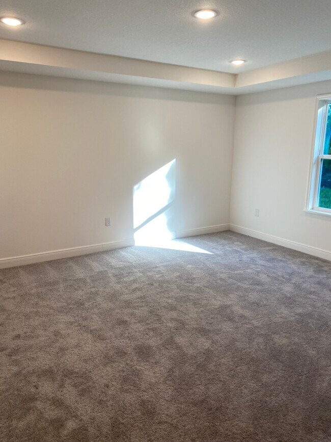 Building Photo - 23 Cupania Ct