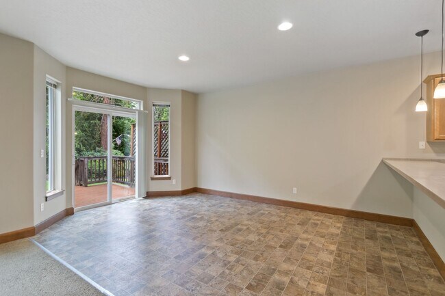 Foto del edificio - Whitworth Duplex