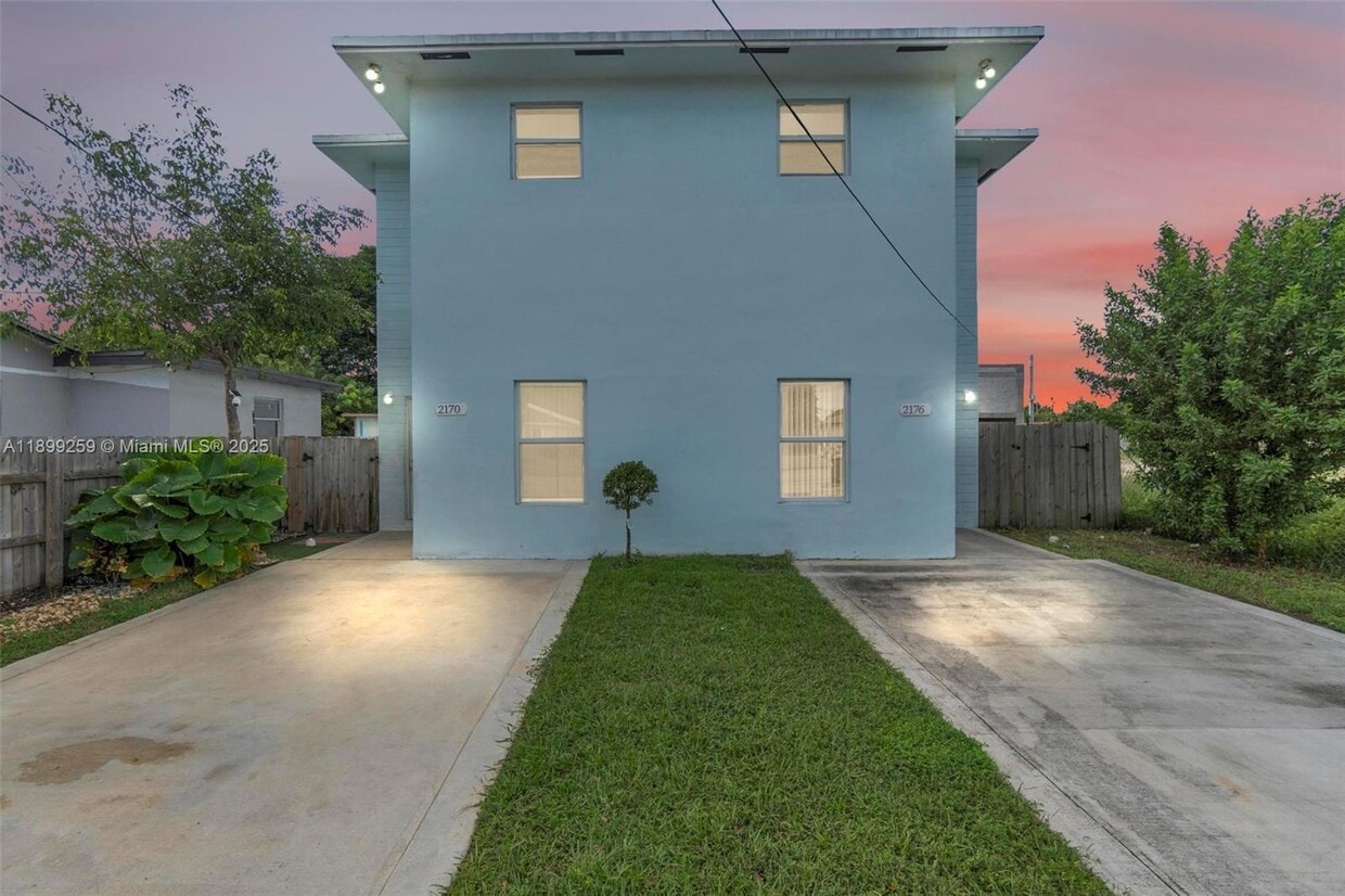 Foto principal - 2176 NW 64th St