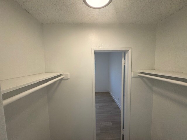 Foto del edificio - 5792 Rostrata Ave