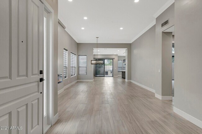 Foto del edificio - 7525 E Gainey Ranch Rd