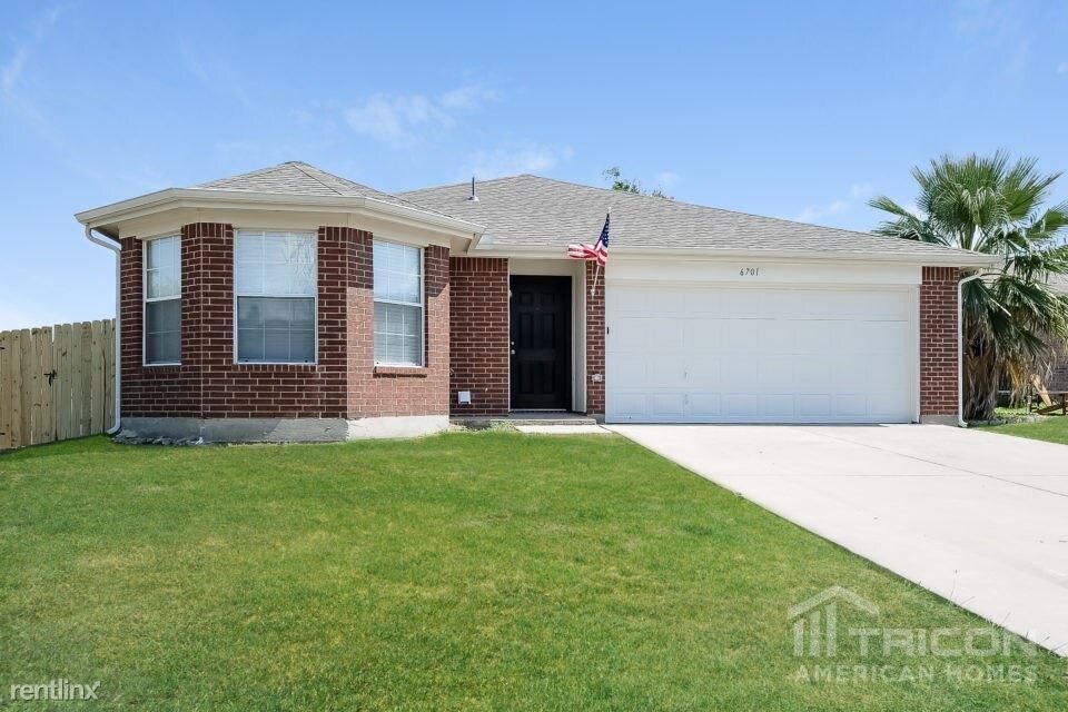 6701 Broken Arrow Ct, Arlington, TX 76002 House Rental in Arlington