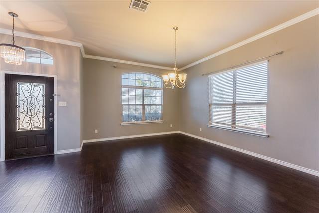 Foto del edificio - 1229 Lone Pine Dr