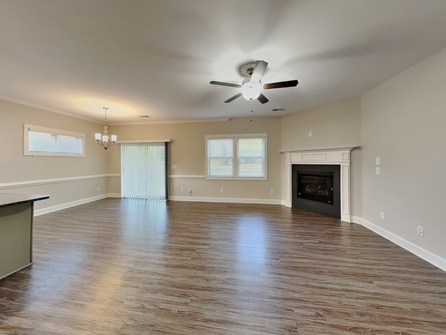 Building Photo - 131 Sugar Maple Ct