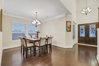 Building Photo - 10423 Hatcher Dr