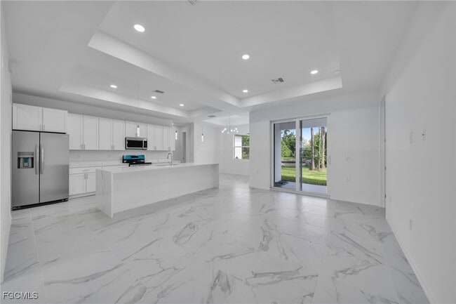 Building Photo - 312 Harrison Dr