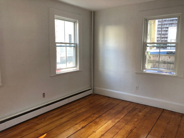 Foto del edificio - ! bed ! bath !st floor unit in a historic ...
