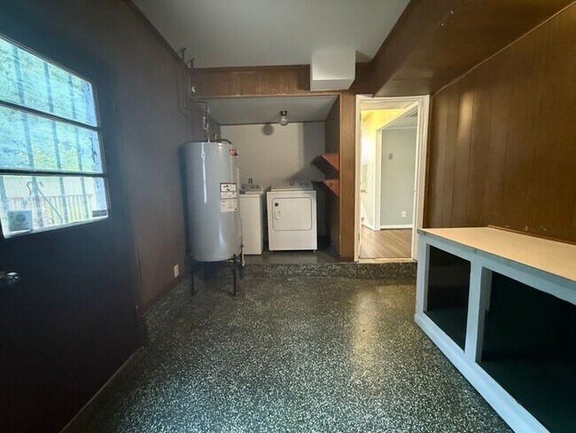 Foto del edificio - For Rent - Antioch 3 Bedroom house with Bo...
