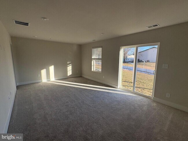 Foto del edificio - 1744 Water Xing Rd