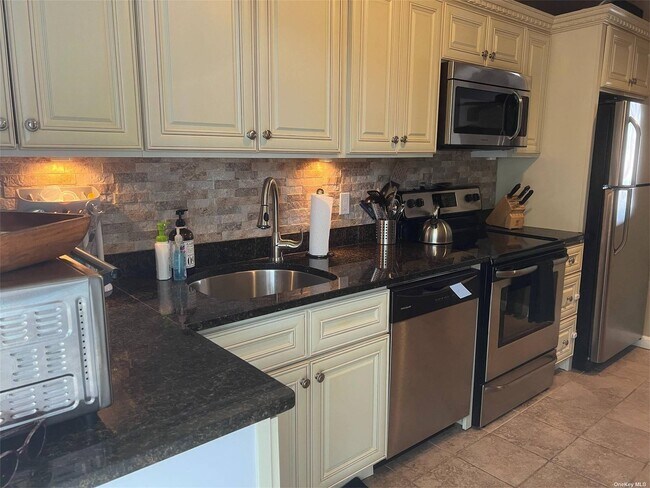 Foto del edificio - 389 Fulton St