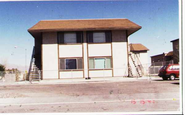 Building Photo - Sunland Manor