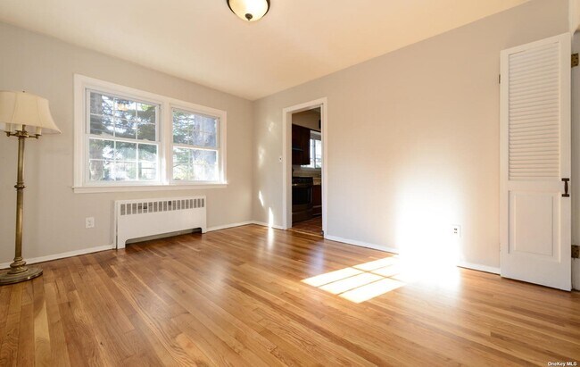 Foto del edificio - 38 Maxwell Rd