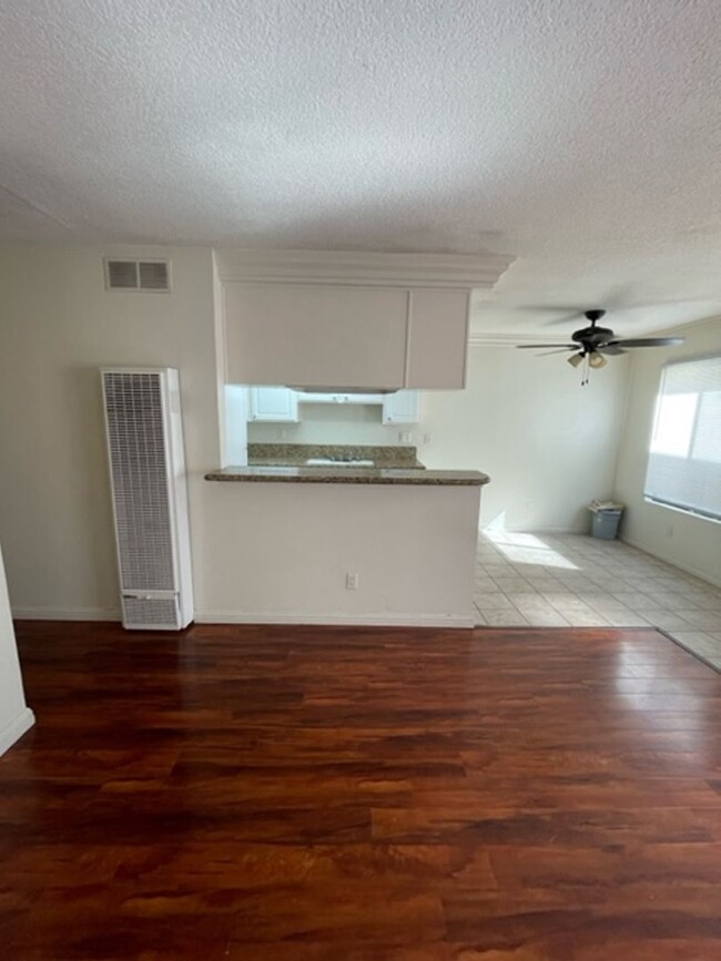 Building Photo - Nice 2 Bed 2 Bath Condo for lease with Par...