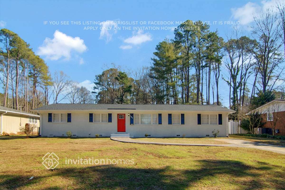 Primary Photo - 1325 Sycamore Dr