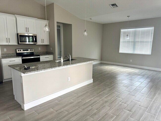 Foto del edificio - 4043 SW McIntosh St