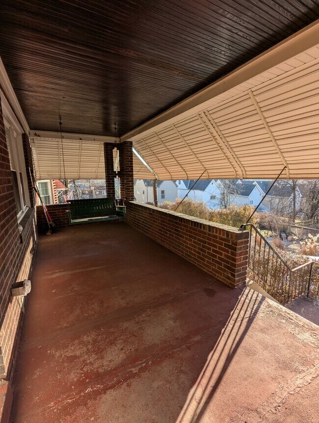 Foto del edificio - 3 Bedroom 1.5 Bathroom House (Greenfield)