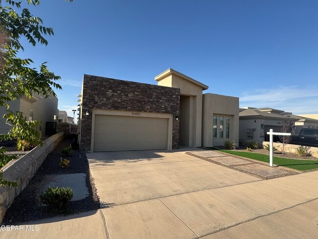 Building Photo - 51073 Sand Verbena Ave