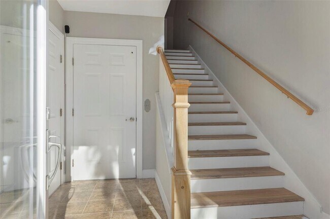 Foto del edificio - 130 164th Ave