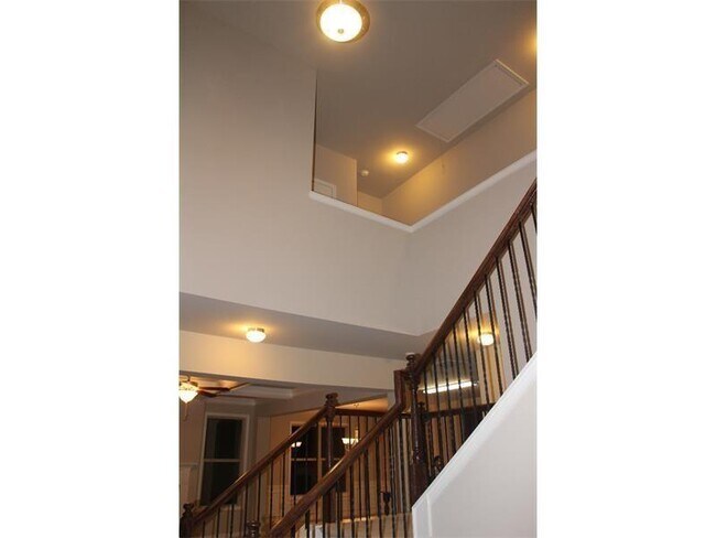 Building Photo - 5166 Apple Grove Rd NE