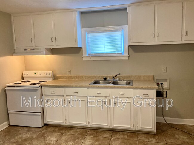 Foto del edificio - 54 Monroe Ave